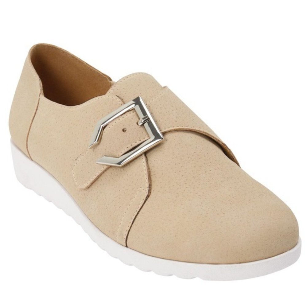 Comfortview Noemi Women’s Natural Flats size 7